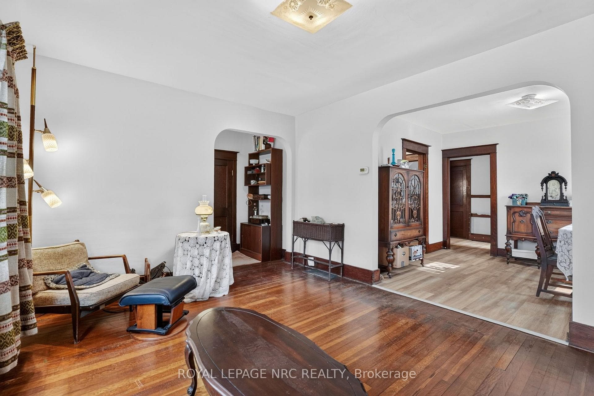 301 Dufferin Street photo 9