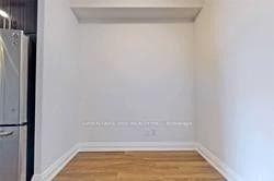 7171 Yonge Street Unit 1012 photo 5