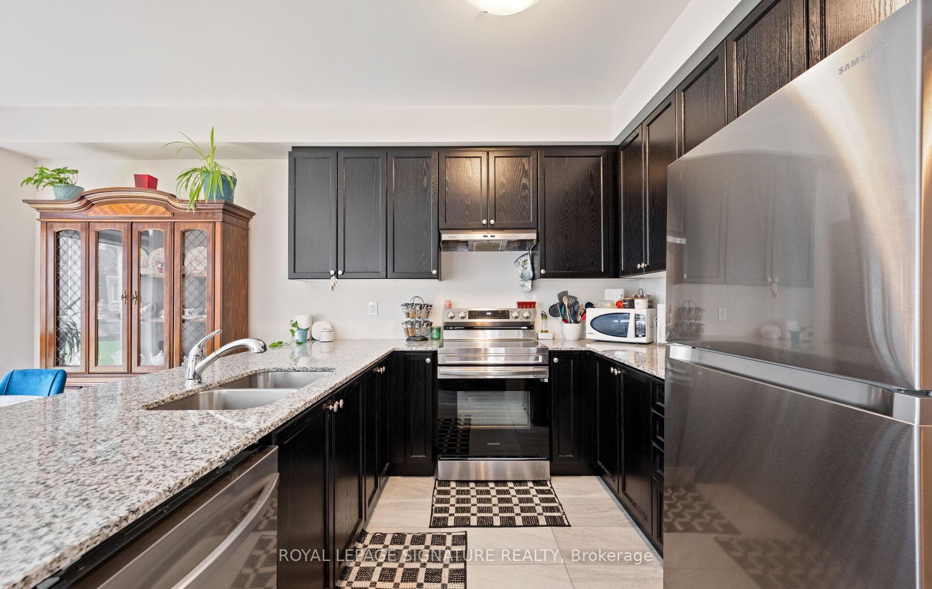 60 Brown Street photo 24