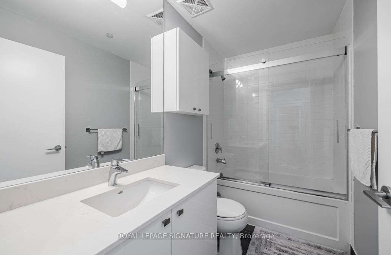 51 East Liberty Street Unit PH07 photo 11