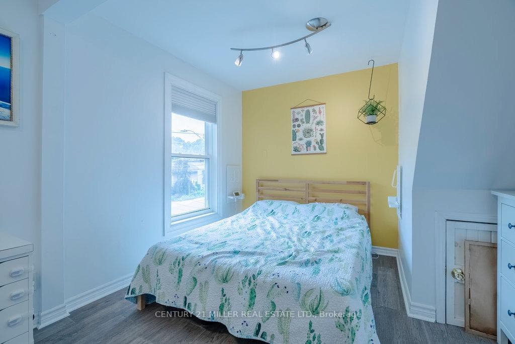 39 Dundas Street photo 20