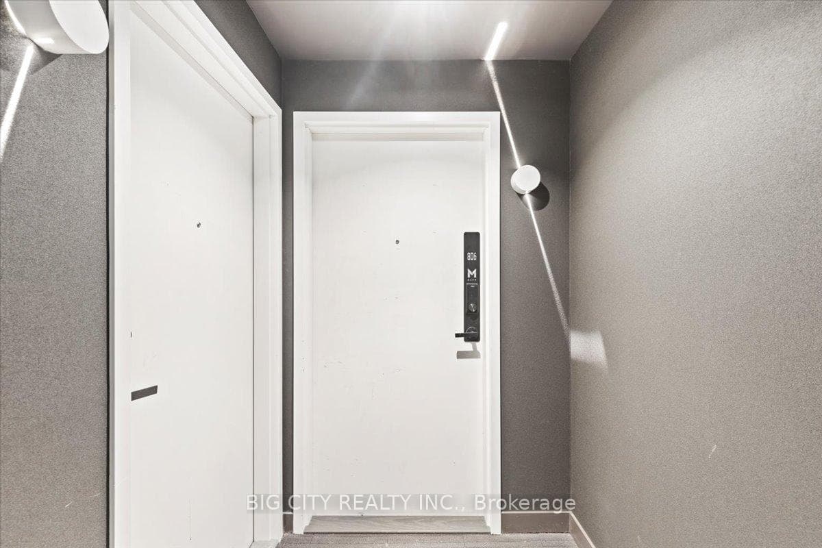 3883 Quartz Road Unit 806 photo 4