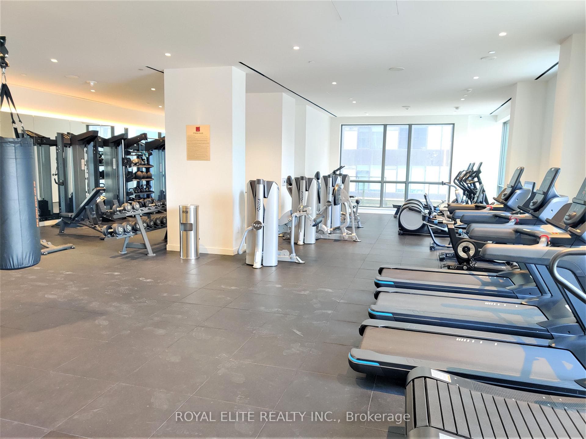 39 Roehampton Avenue Unit 2807 photo 17