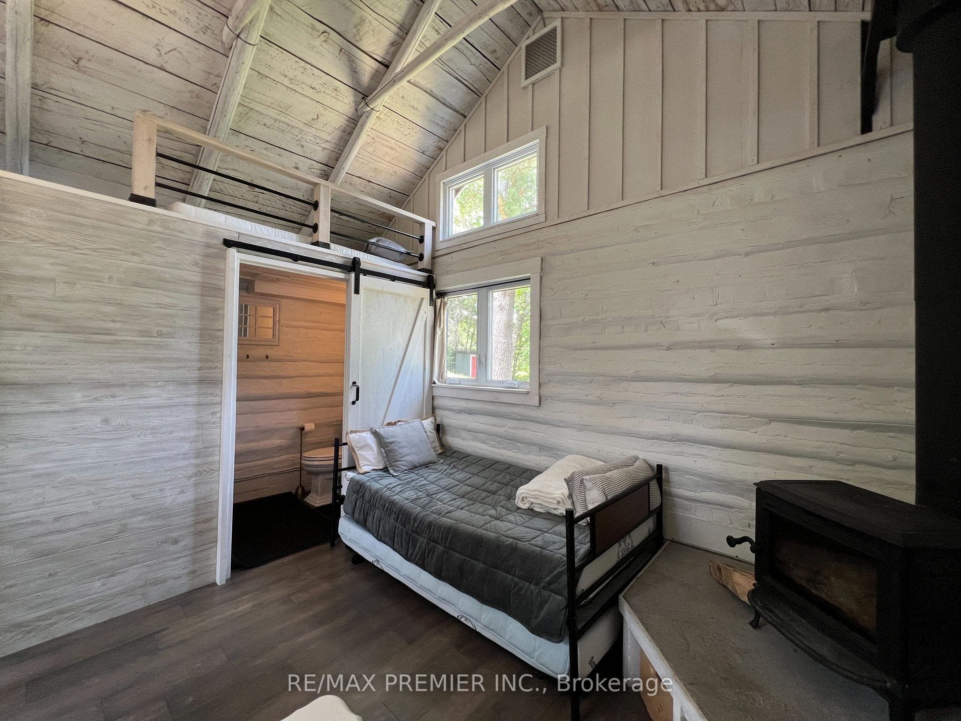 1130 Colony Road photo 13