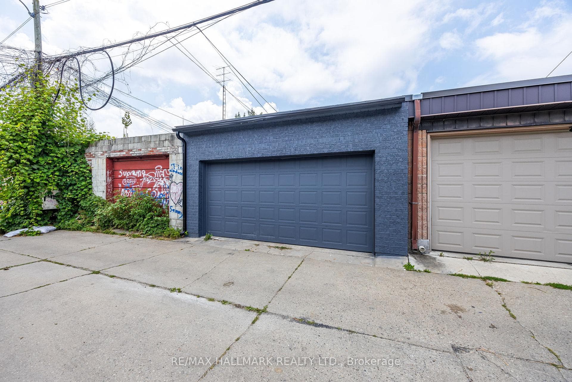 Double Garage