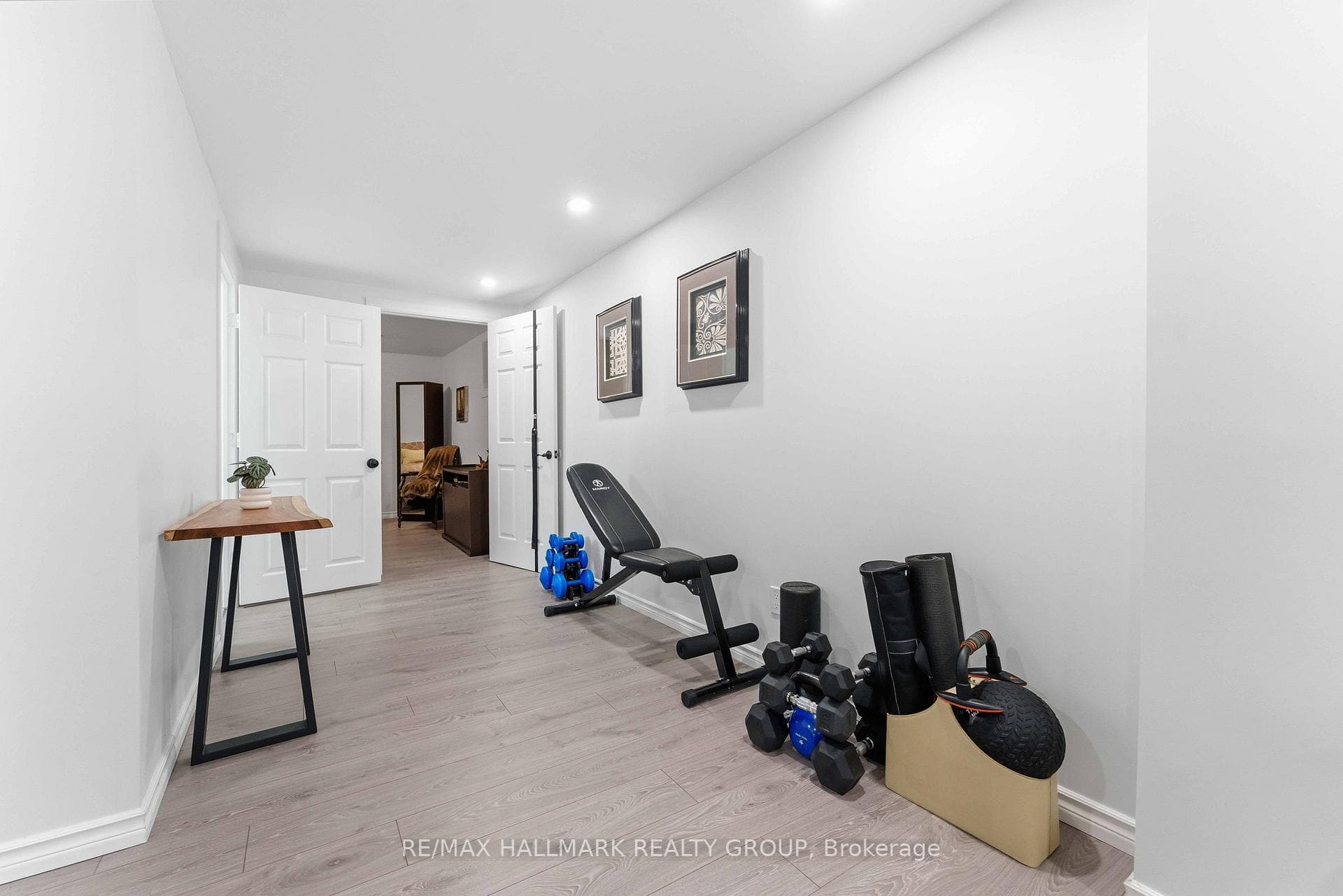 1593 Bottriell Way photo 36