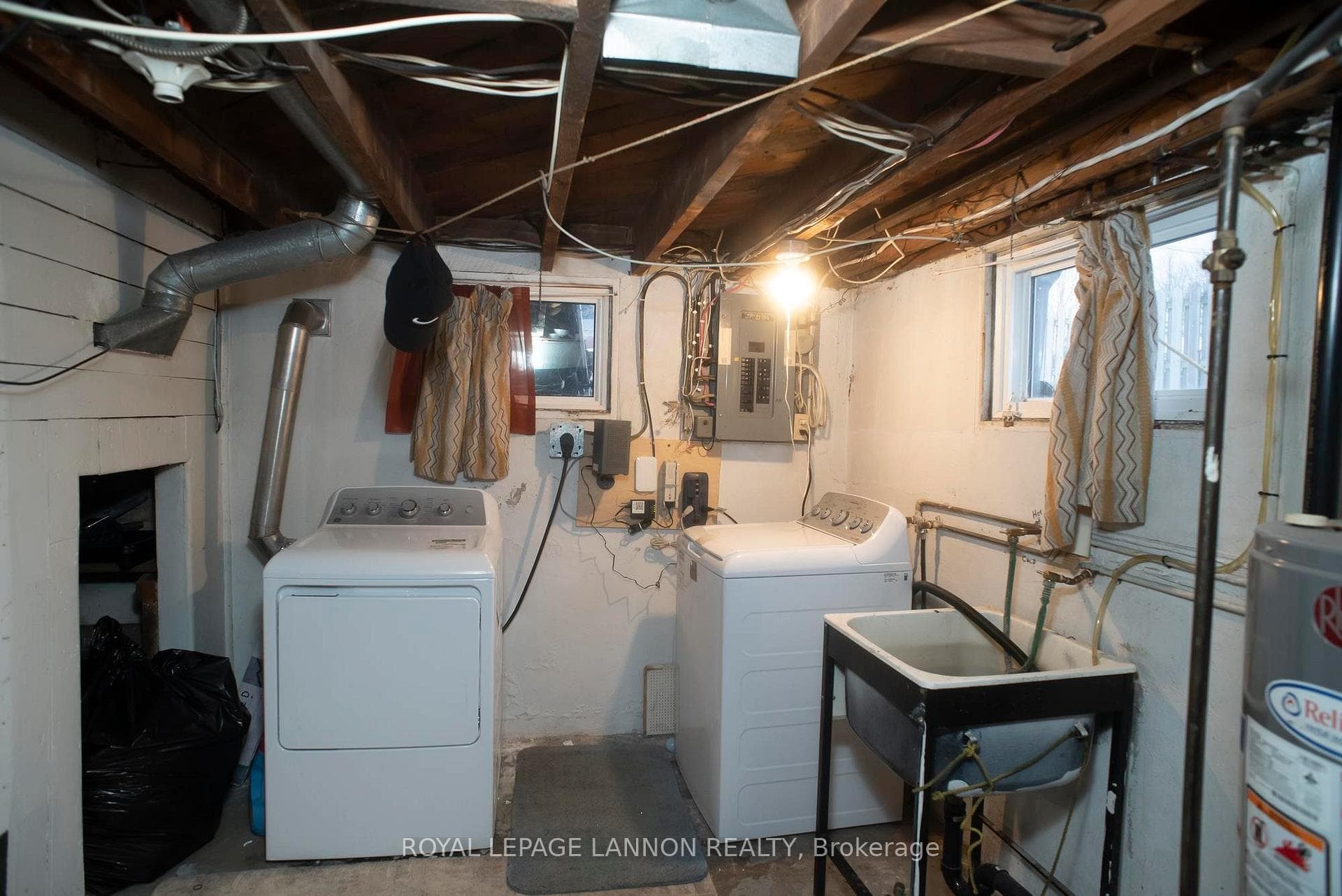 1328 Mountdale Avenue photo 41