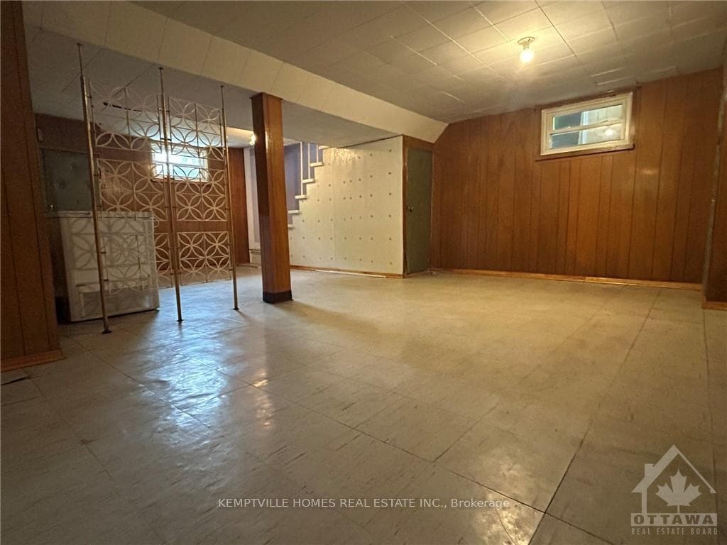 1670 ATHANS Avenue photo 15