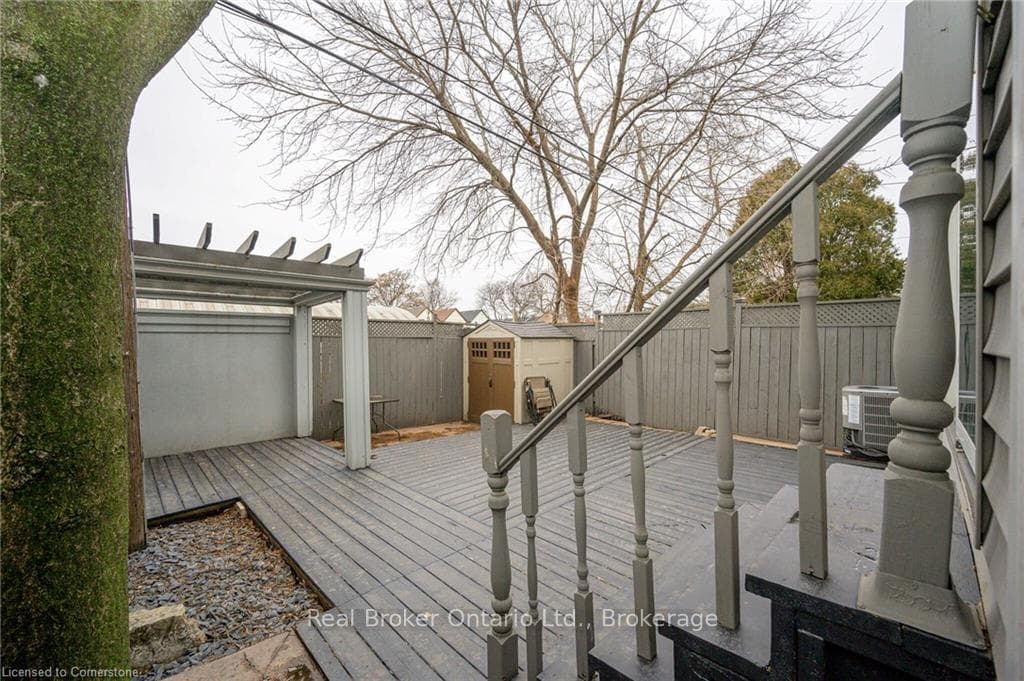 88 Keith Street photo 31