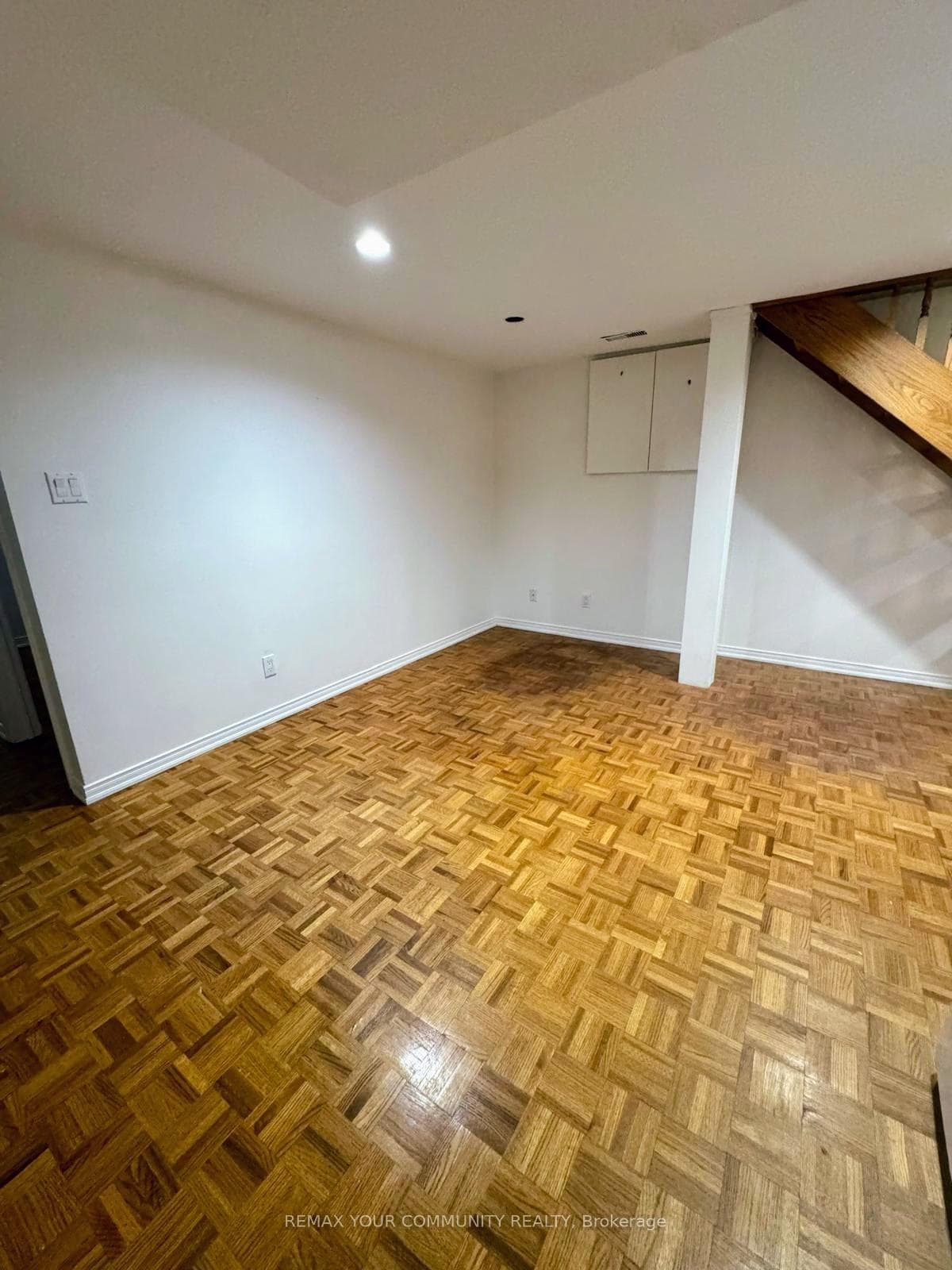 317 Boon Avenue photo 7