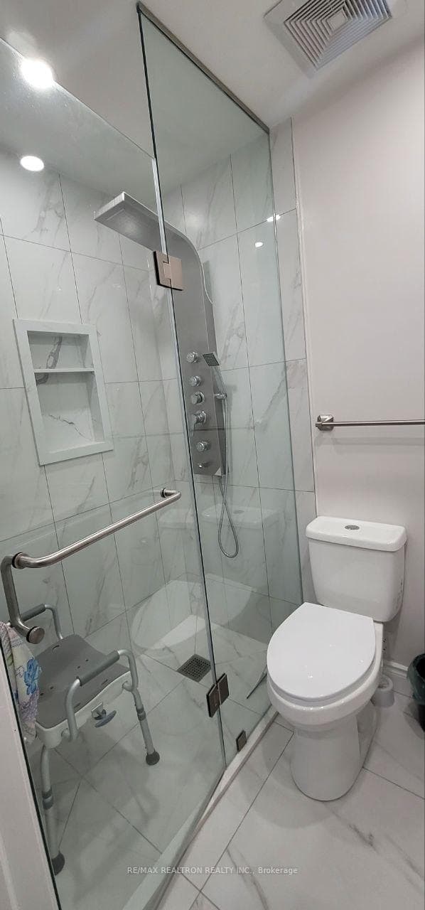 257 Axminster Drive Unit Main Floor photo 9