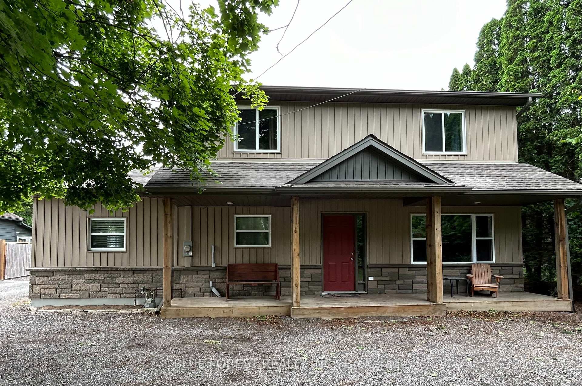 2943 ELGIN Road photo 1