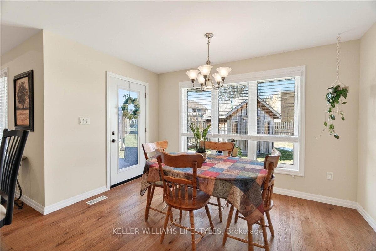 12 Mckinlay Avenue photo 13