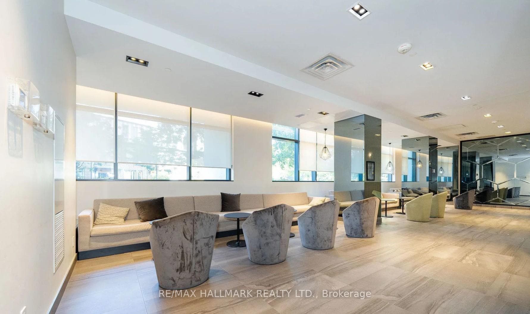 128 Fairview Mall Drive Unit 910 photo 16