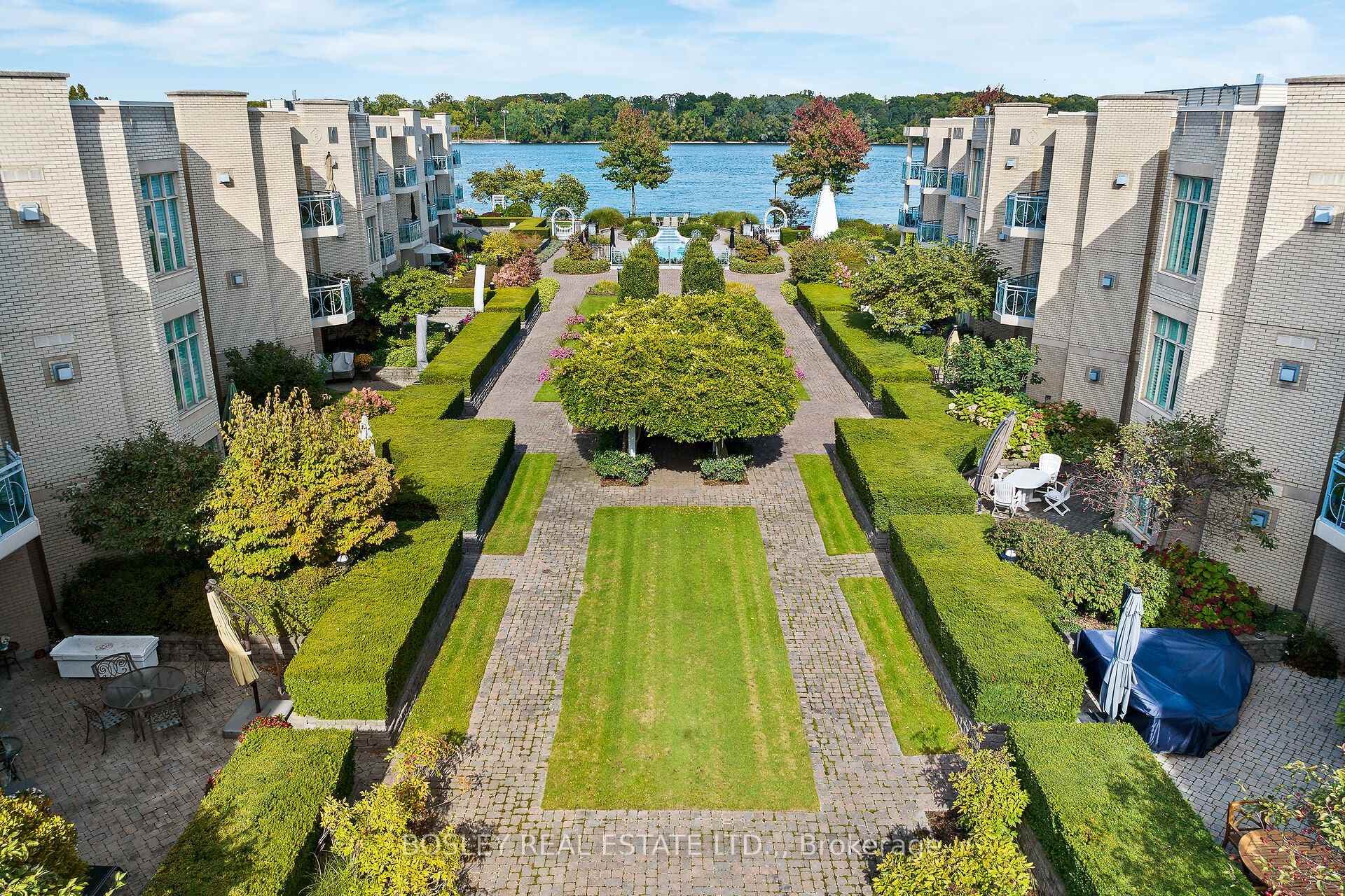 Award winning private courtyard