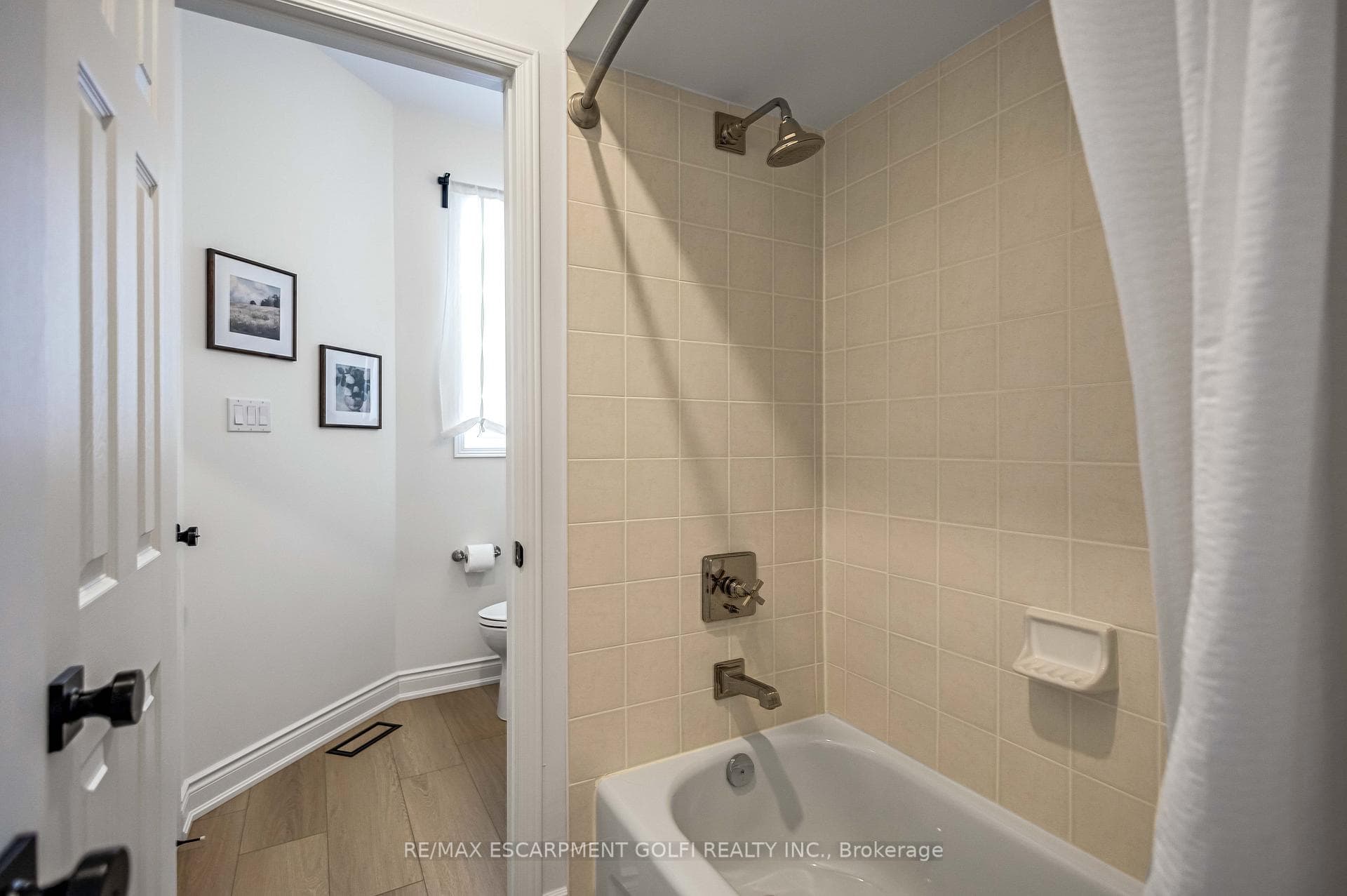10 Anderson Court photo 28