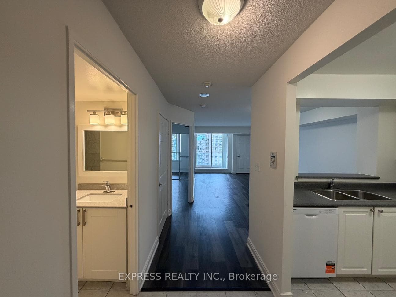 18 Hillcrest Avenue Unit 2201 photo 1