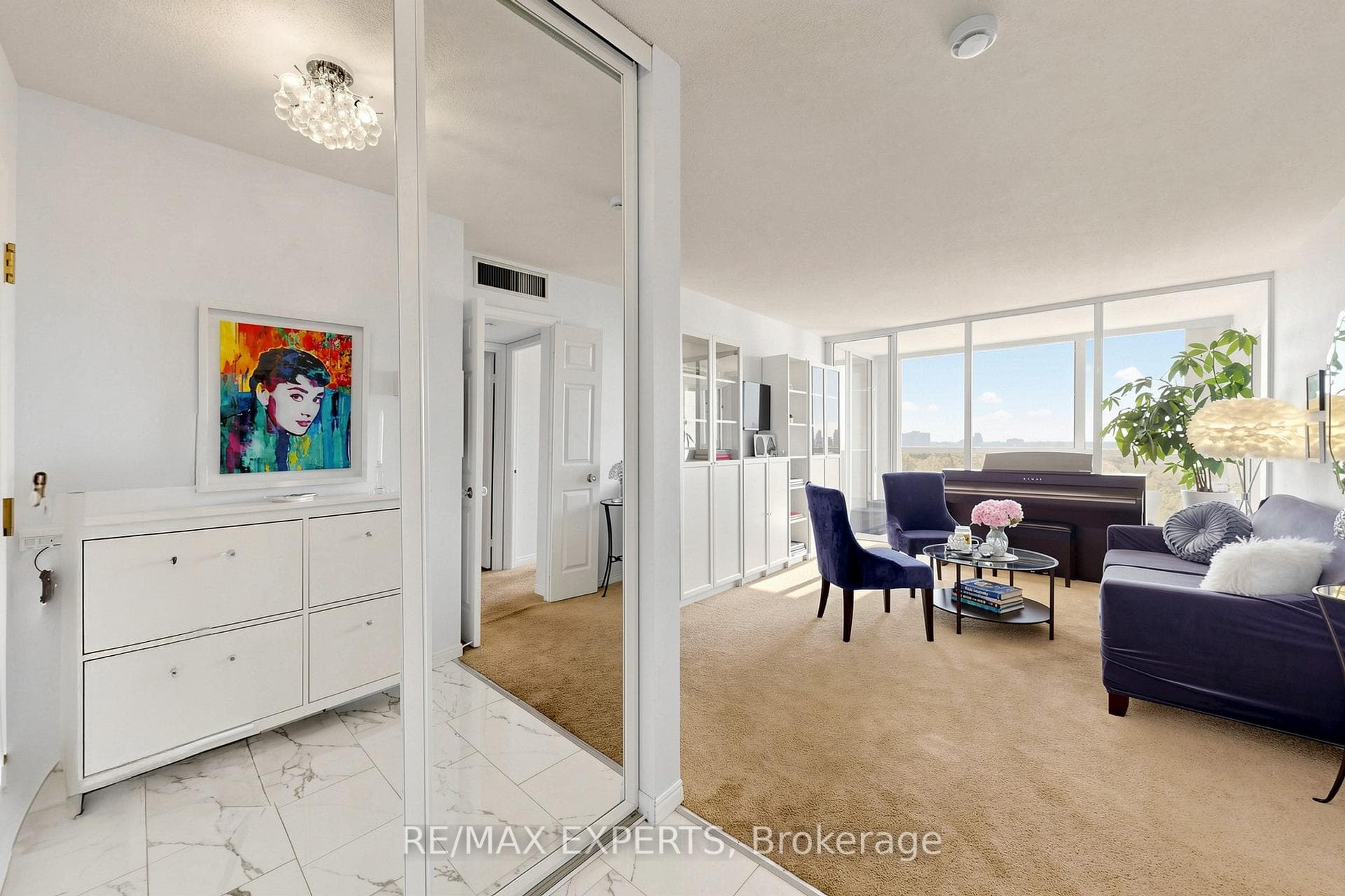 1360 Rathburn Road Unit 909 photo 33