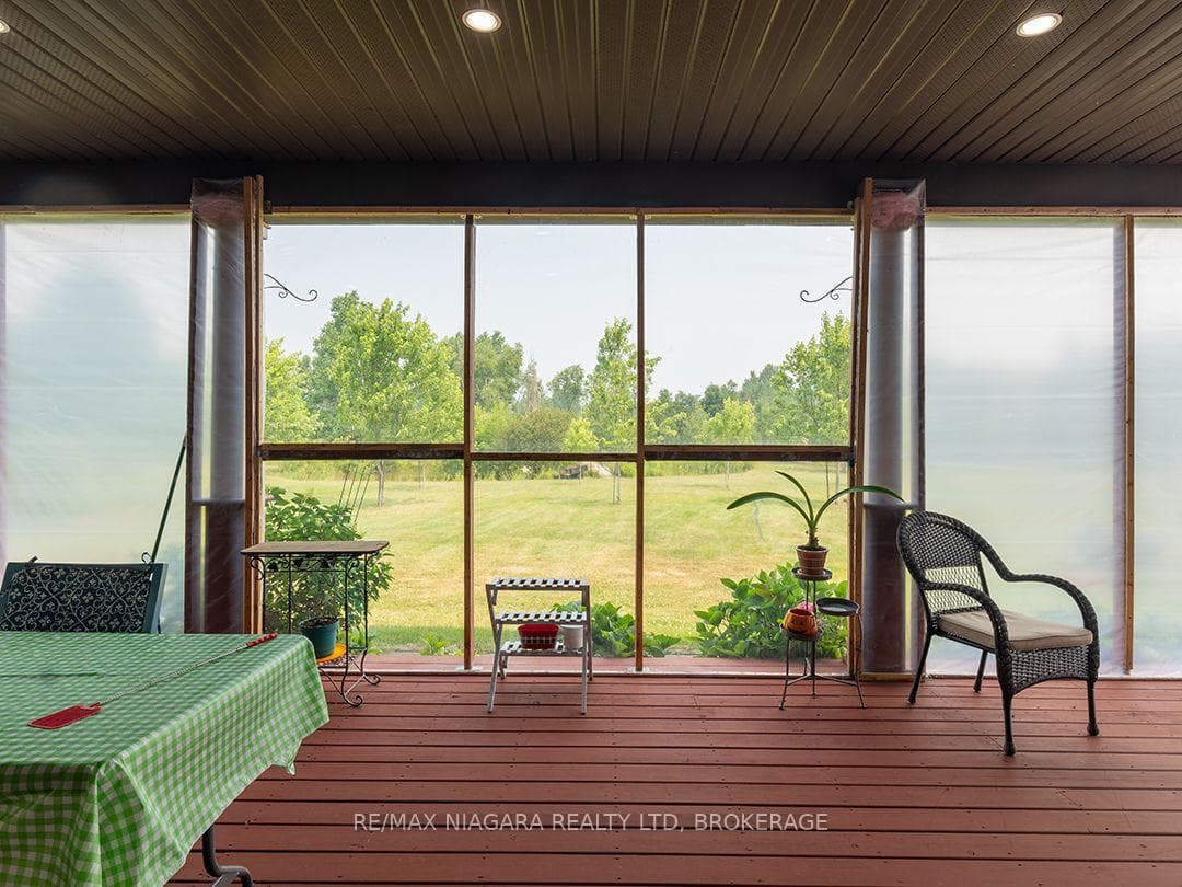 11004 Lakeshore Road photo 42