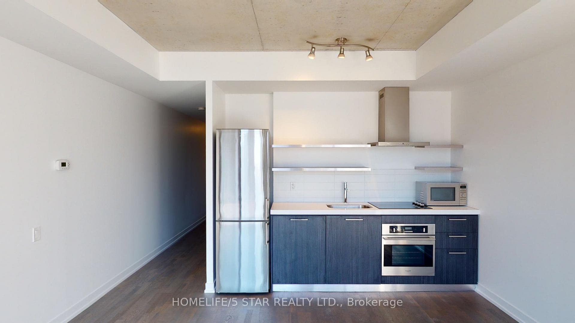 560 King Street Unit 616 photo 6