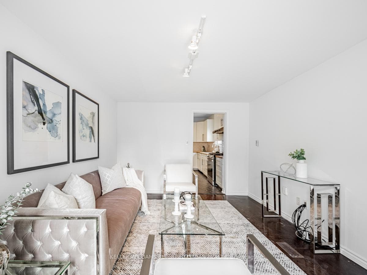226 Lisgar Street photo 14