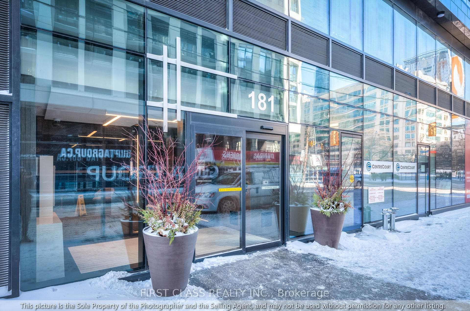 181 Dundas Street Unit 2309 photo 2