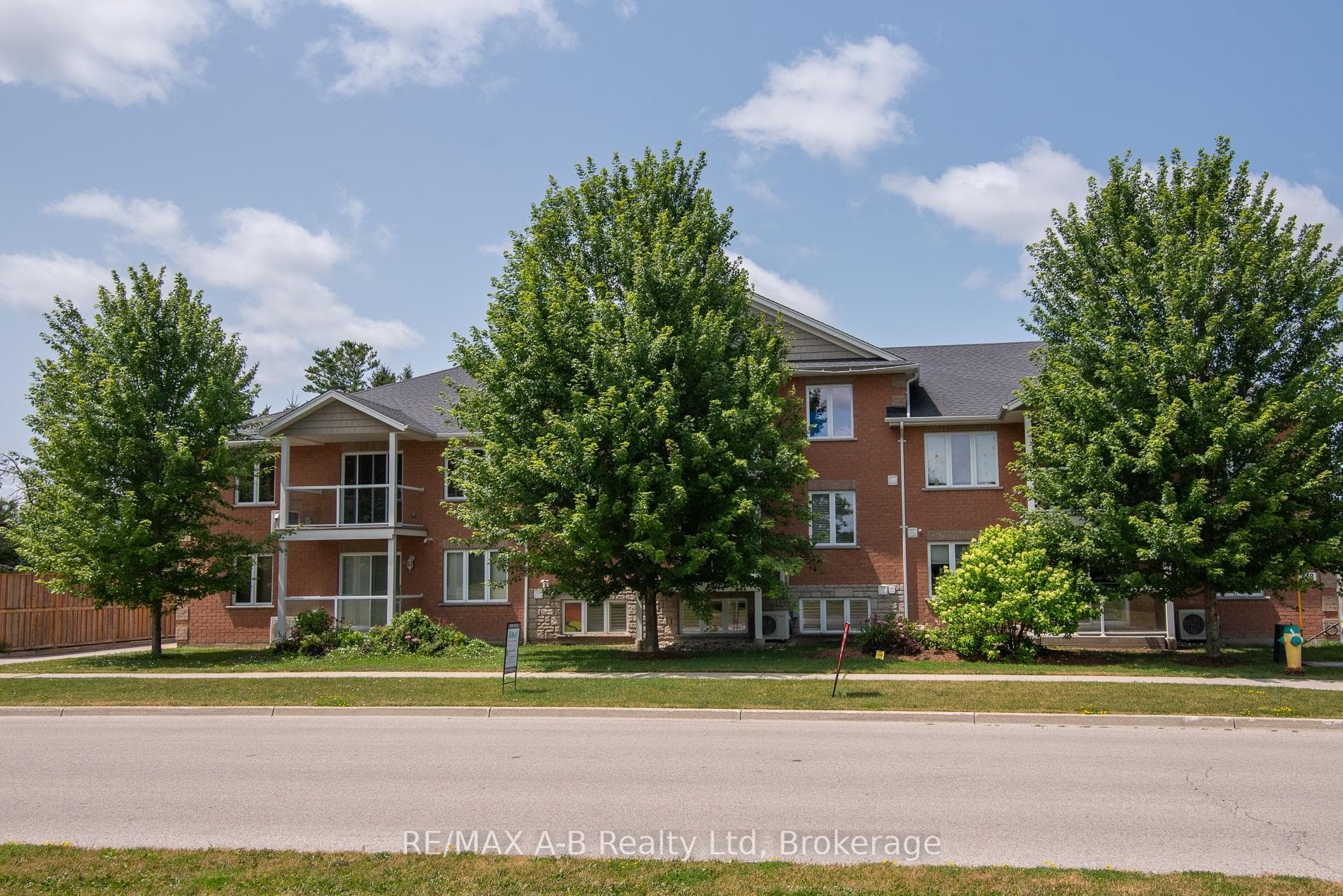 148 Borden Street Unit 1 photo 9