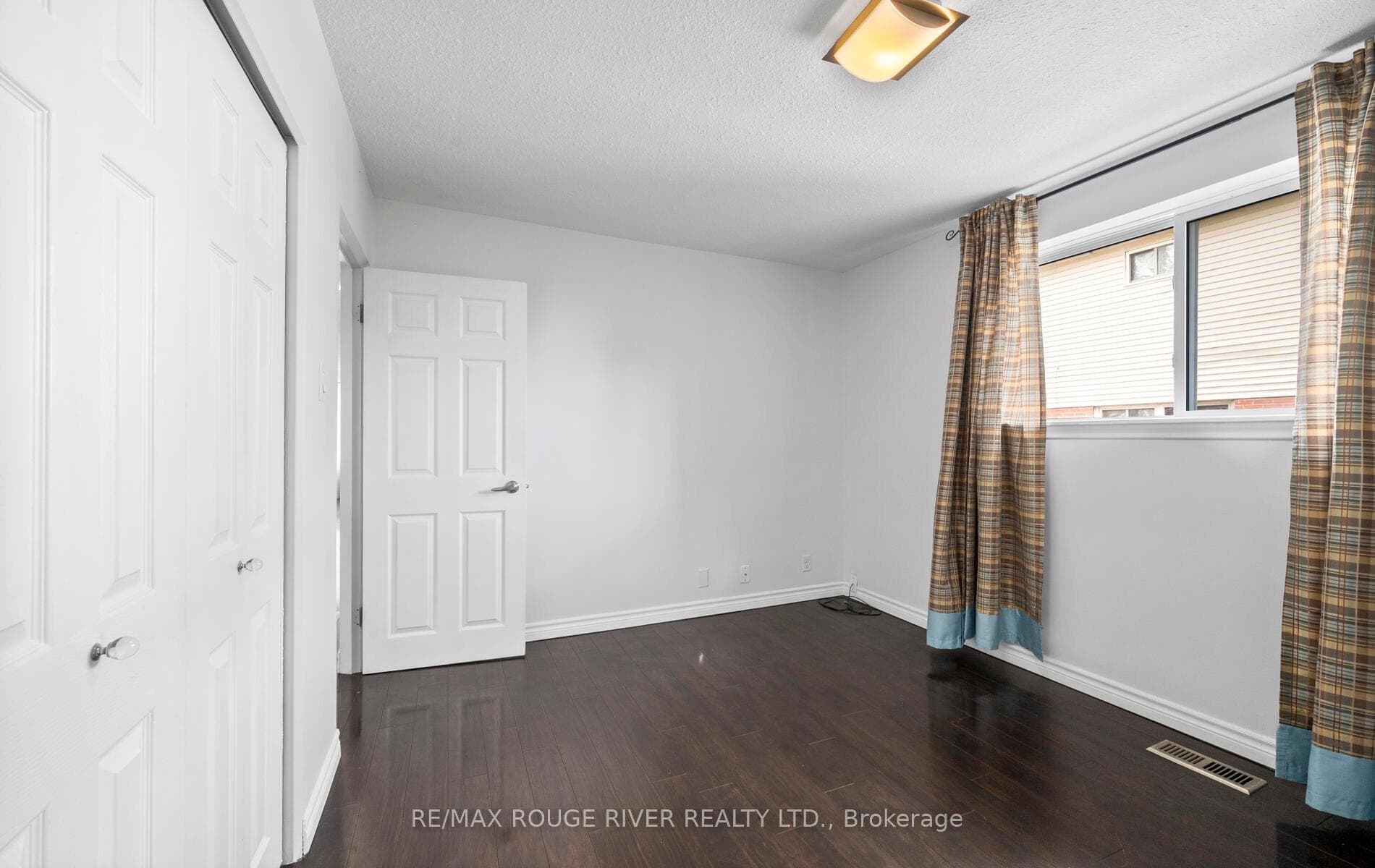 451 Phillip Murray Avenue photo 19
