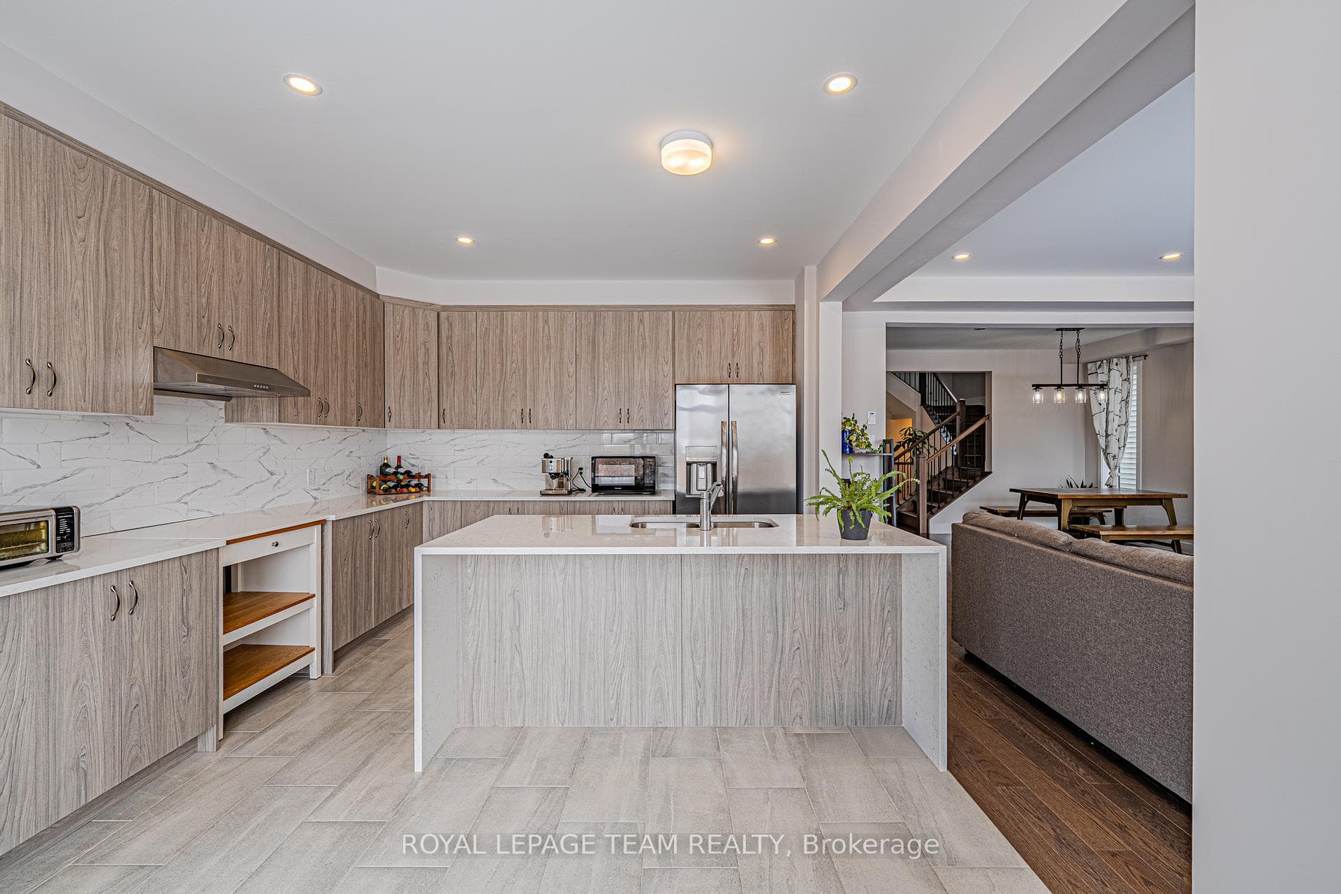 863 Moonrise Terrace photo 19