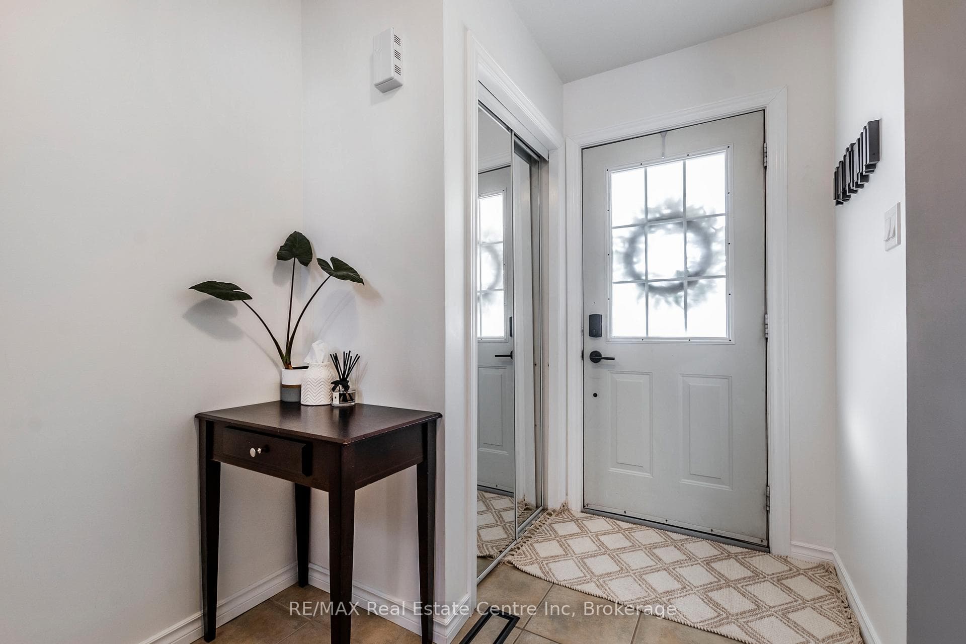 41 Milson Crescent photo 4