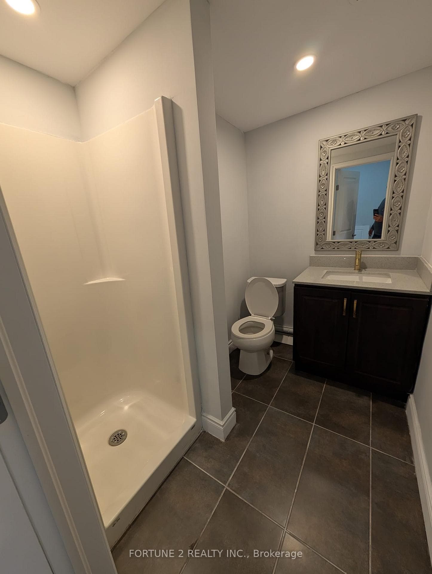 22886 HAGERTY Road photo 8