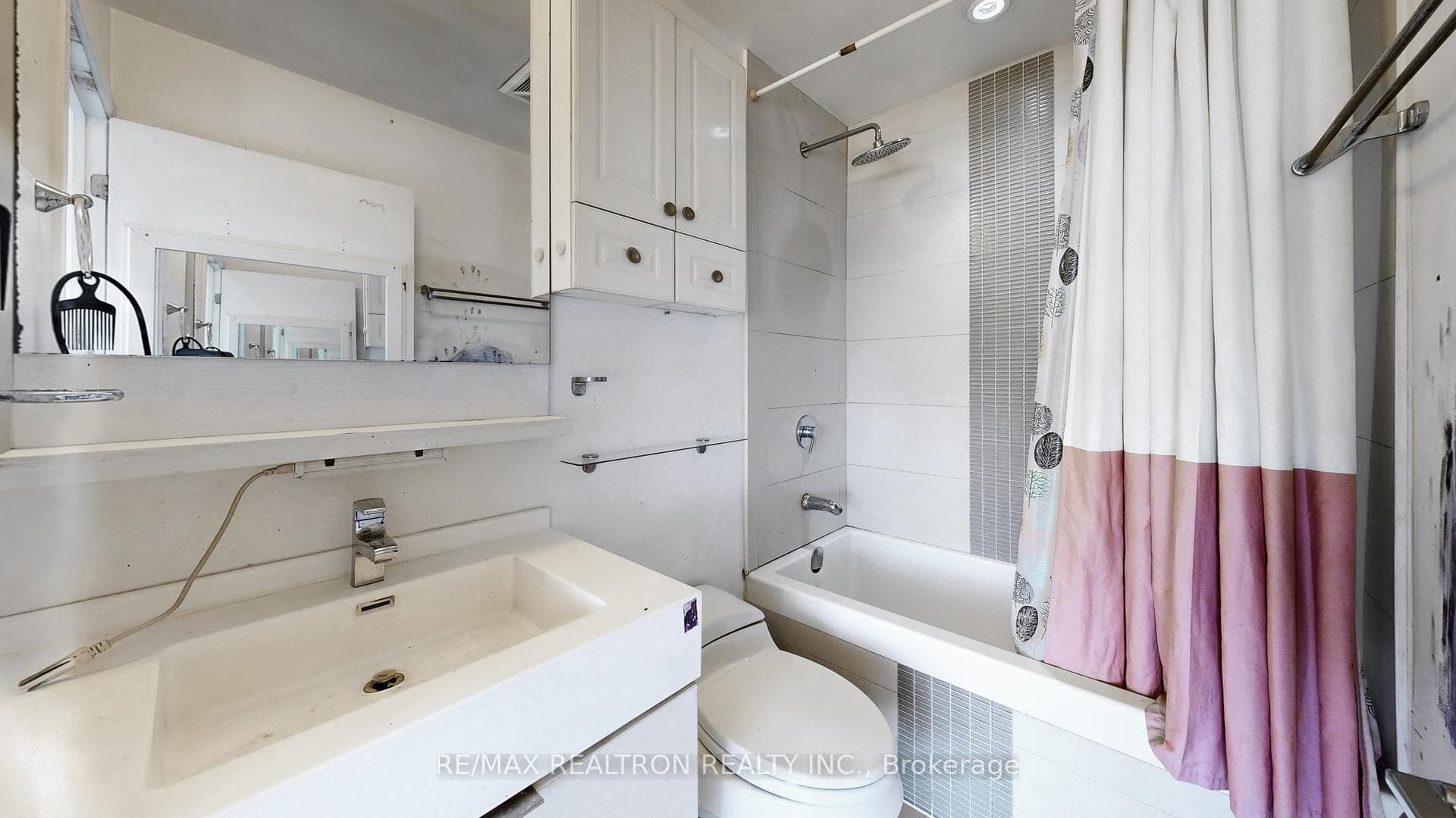 28 Avondale Avenue Unit 1102 photo 18