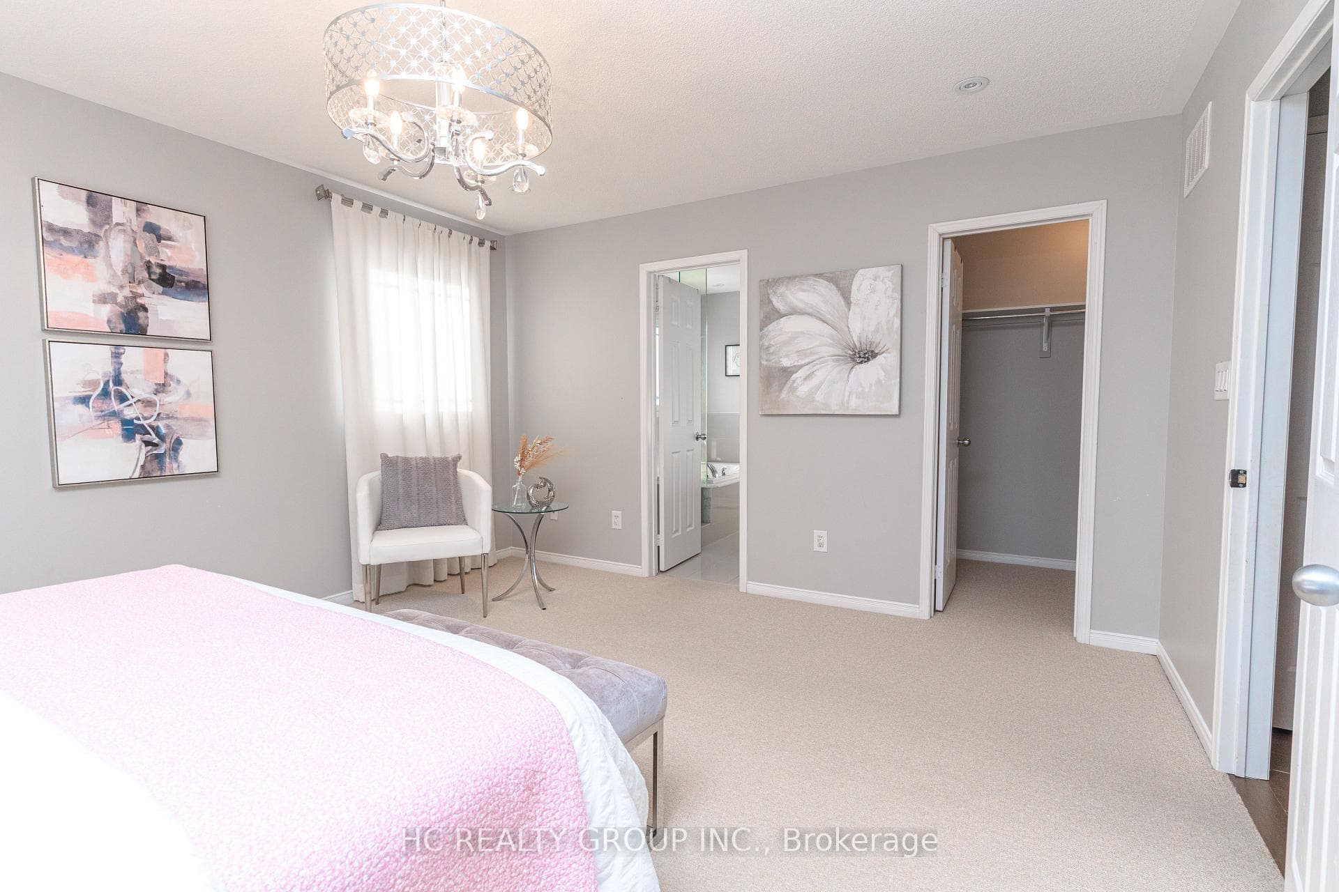 215 Armstrong Crescent photo 13