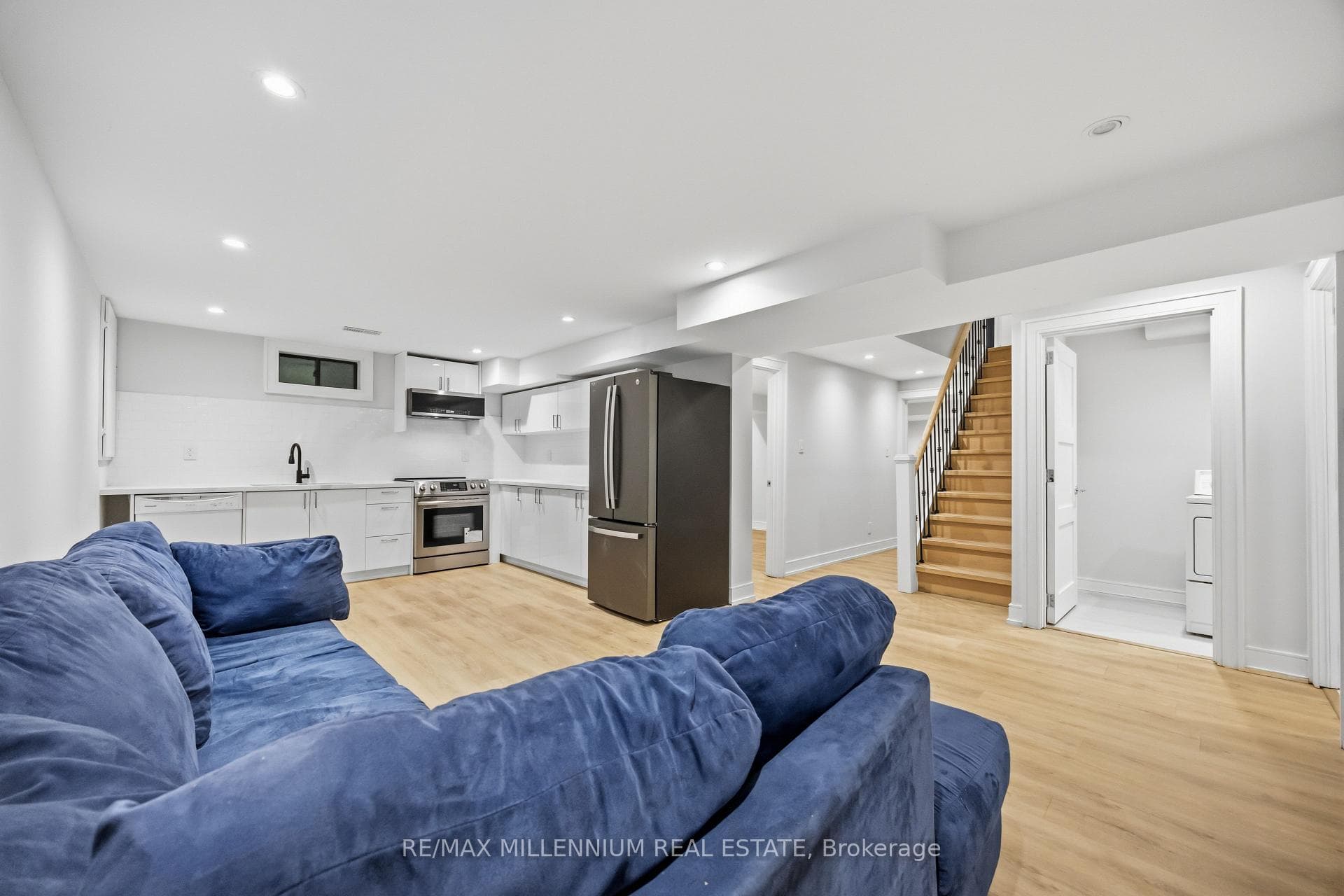 14 Portree Crescent photo 39