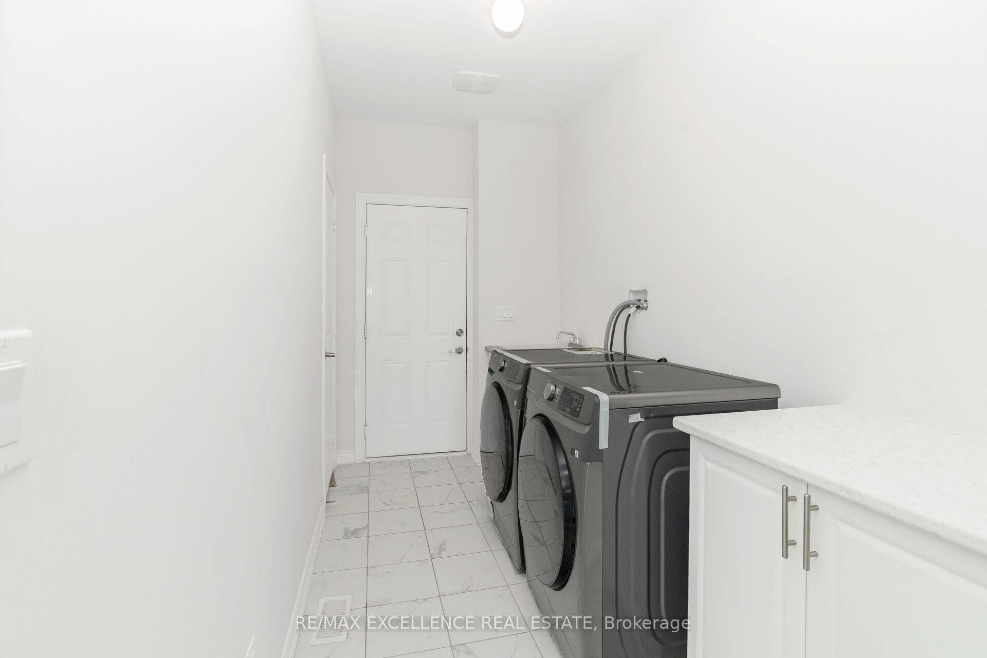 25 Sam Battaglia Crescent photo 41