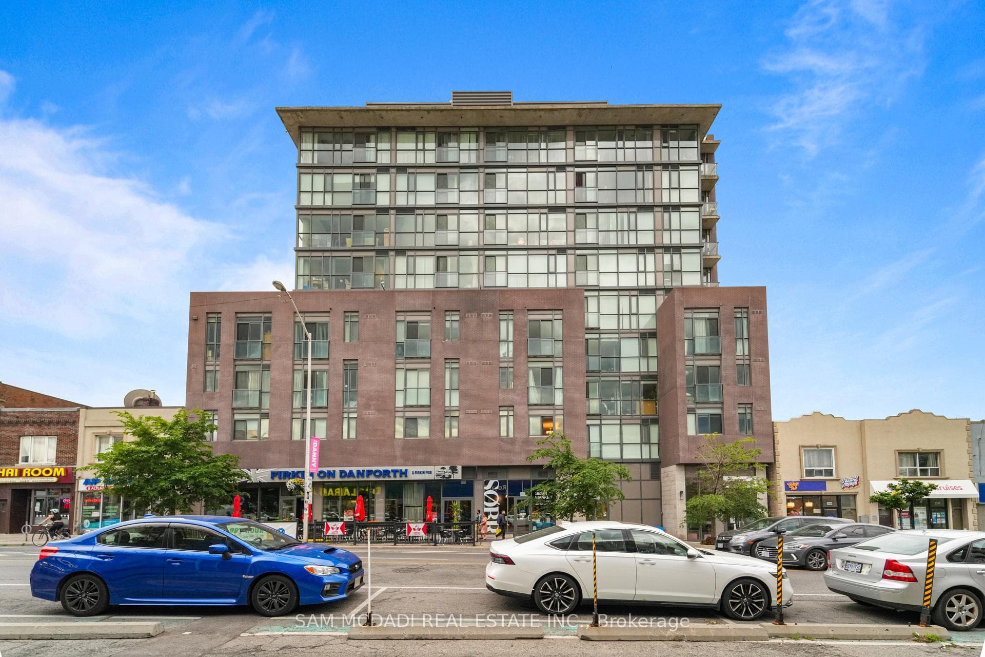 2055 Danforth Avenue Unit 903 photo 2