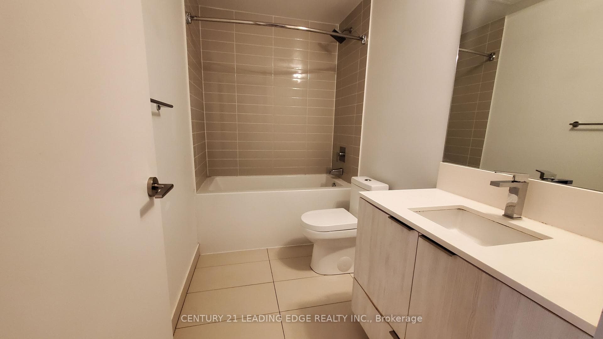 181 Dundas Street Unit 1012 photo 22