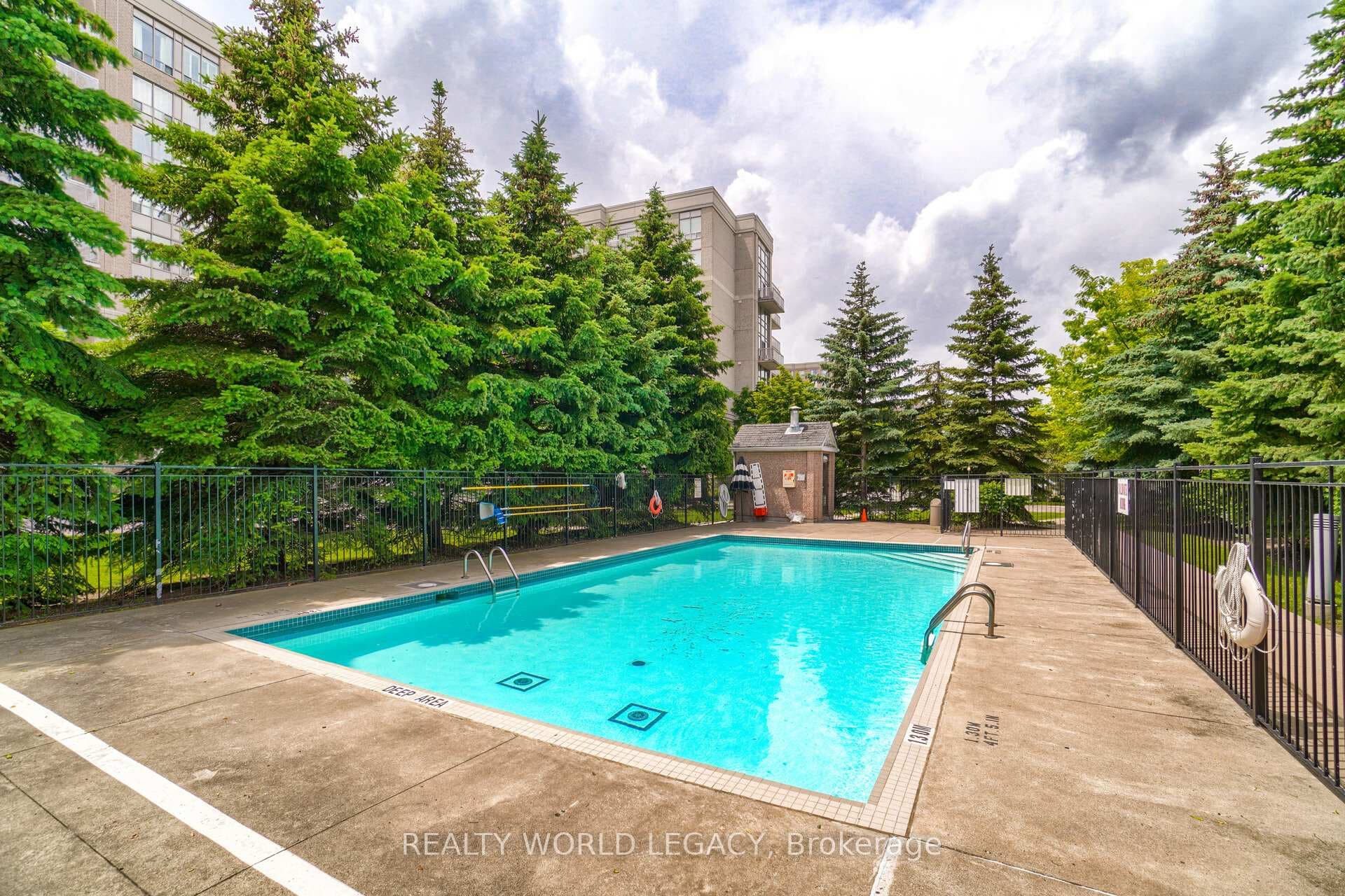 1720 Eglinton Avenue Unit 610 photo 37
