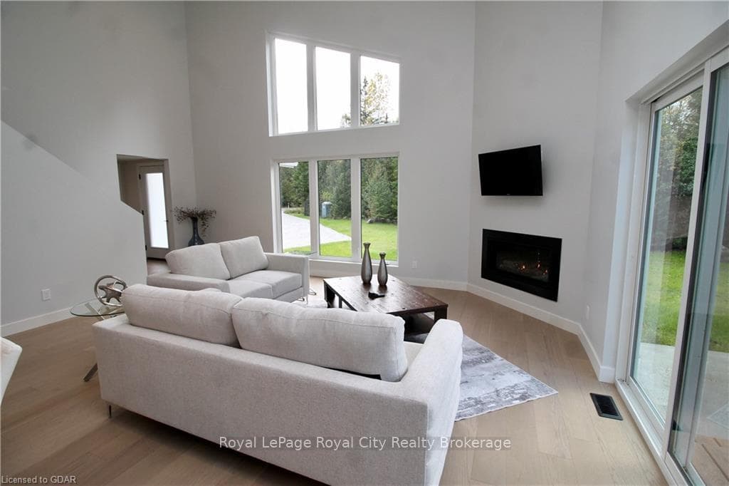 179048 GREY ROAD 17 Road photo 7