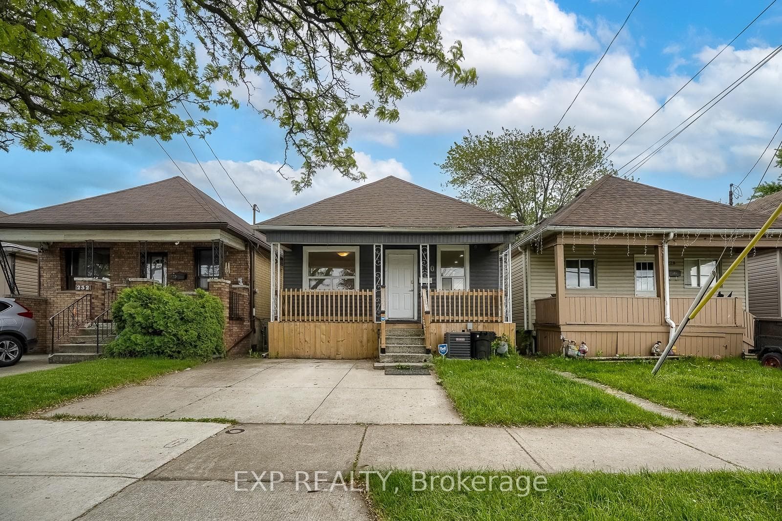 230 McAnulty Boulevard photo 4