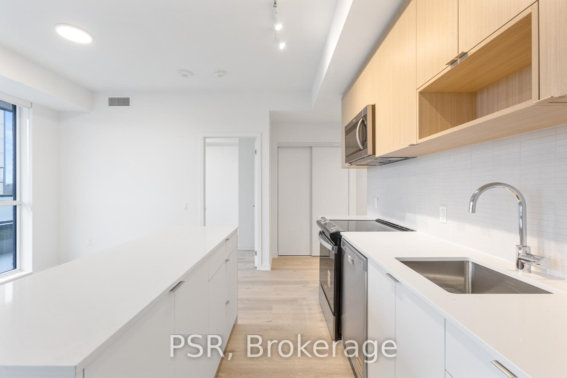 4365 Bloor Street Unit 509 photo 7