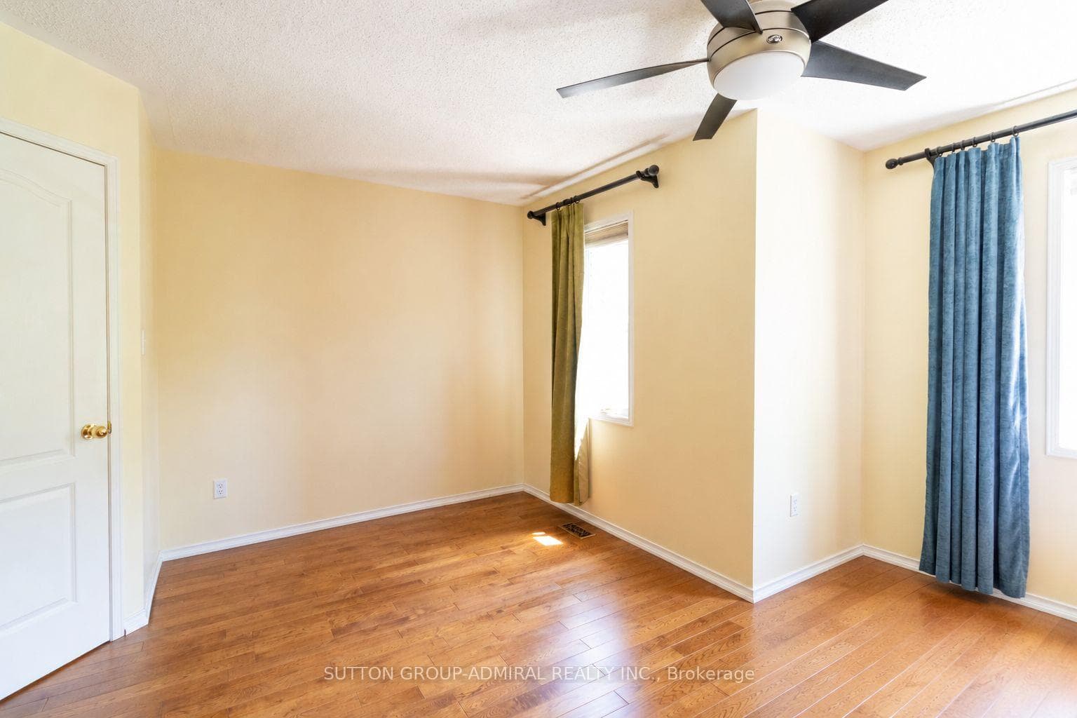 5530 Glen Erin Drive Unit 176 photo 13