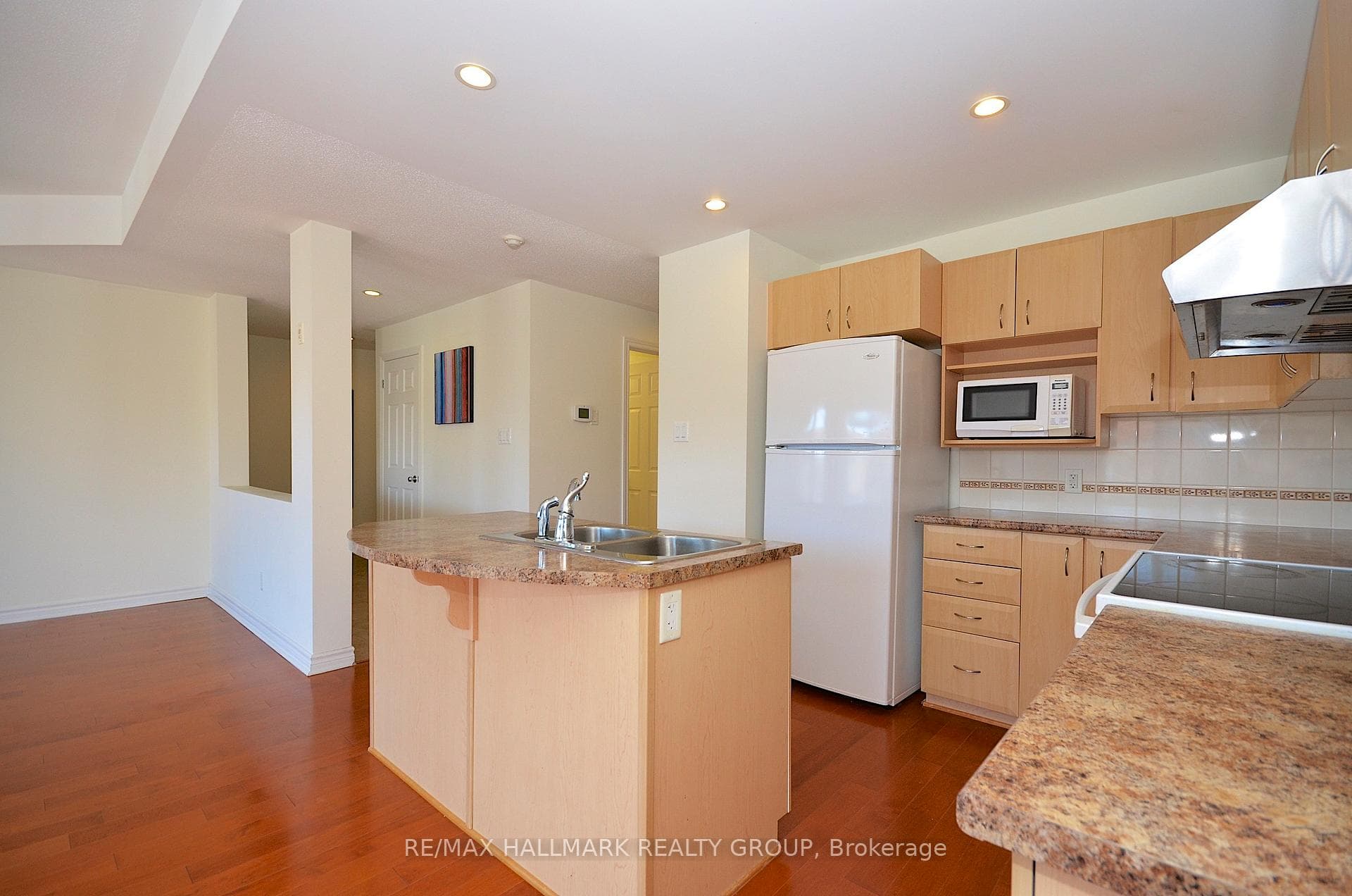 304 Paseo Private Unit 7 photo 17