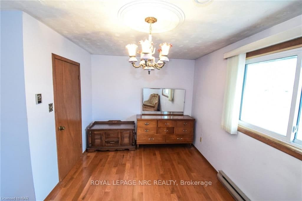 326 CROWLAND Avenue photo 22
