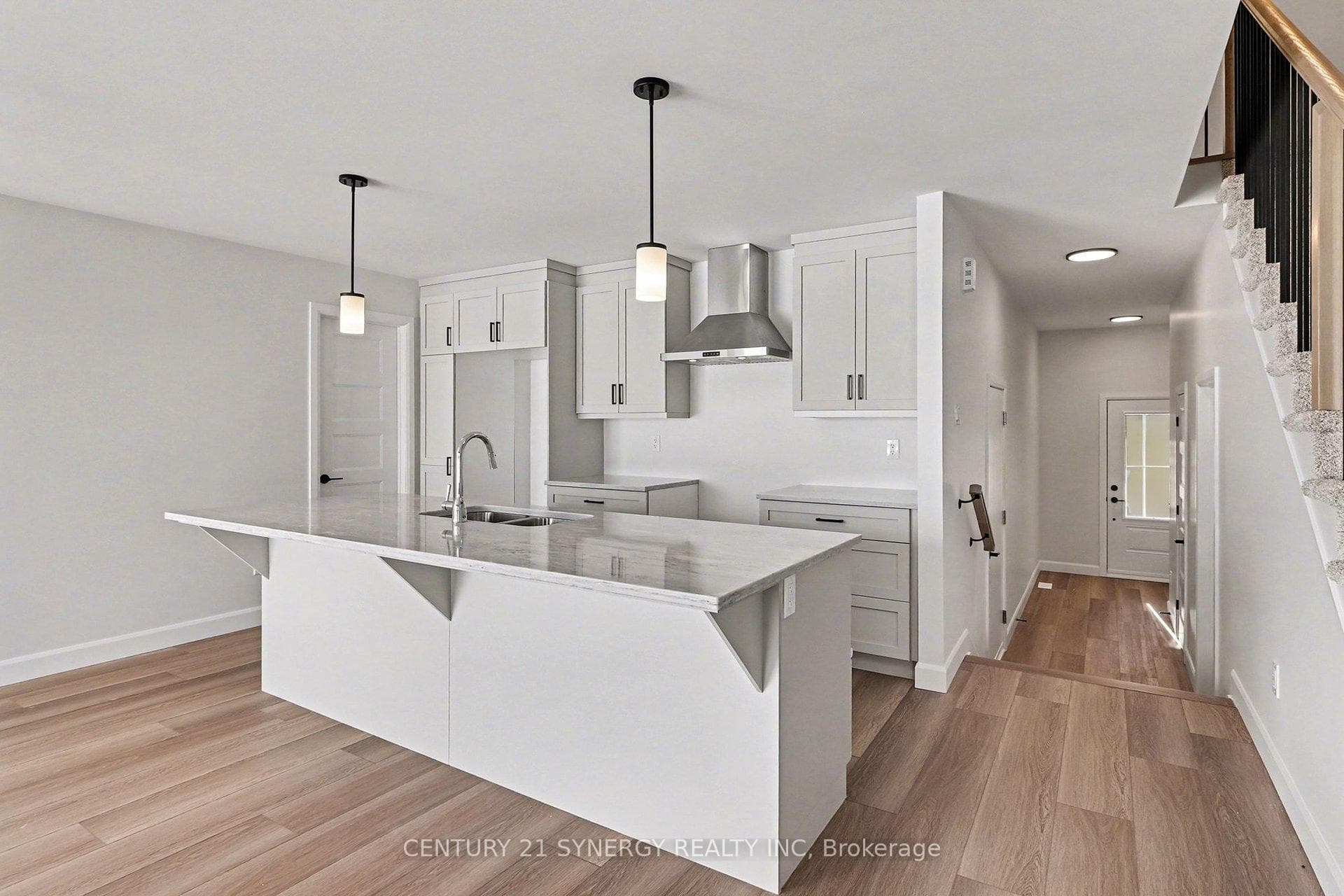 81 VILLENEUVE Street photo 7