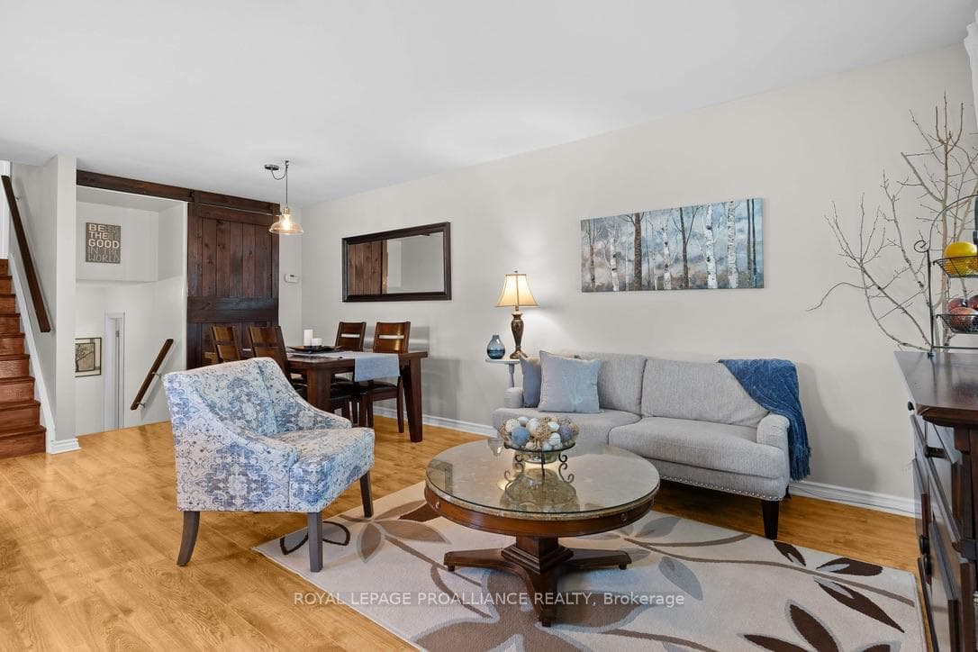 132 Purdy Road photo 4