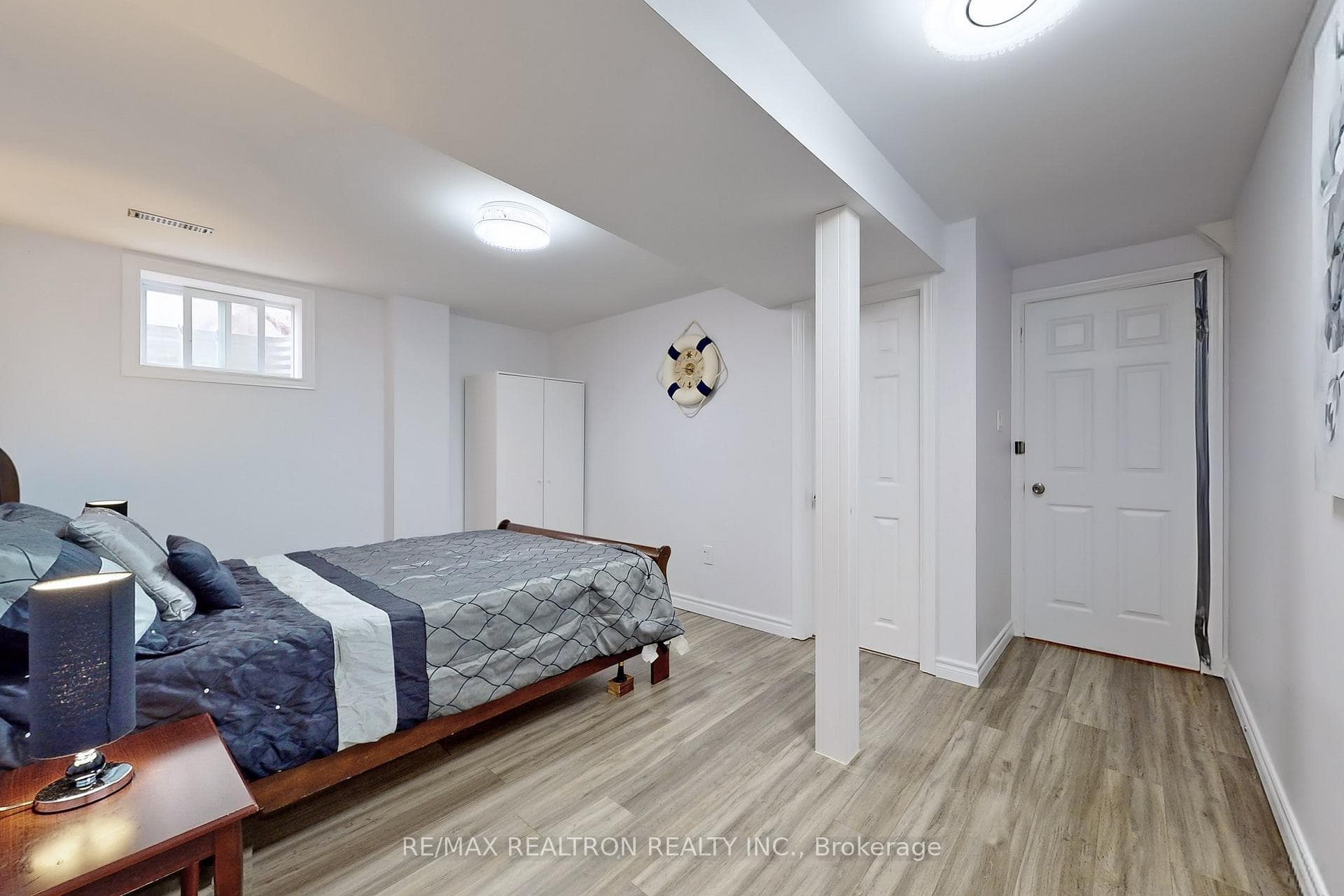 32 Subrisco Avenue Unit Bsmt photo 13