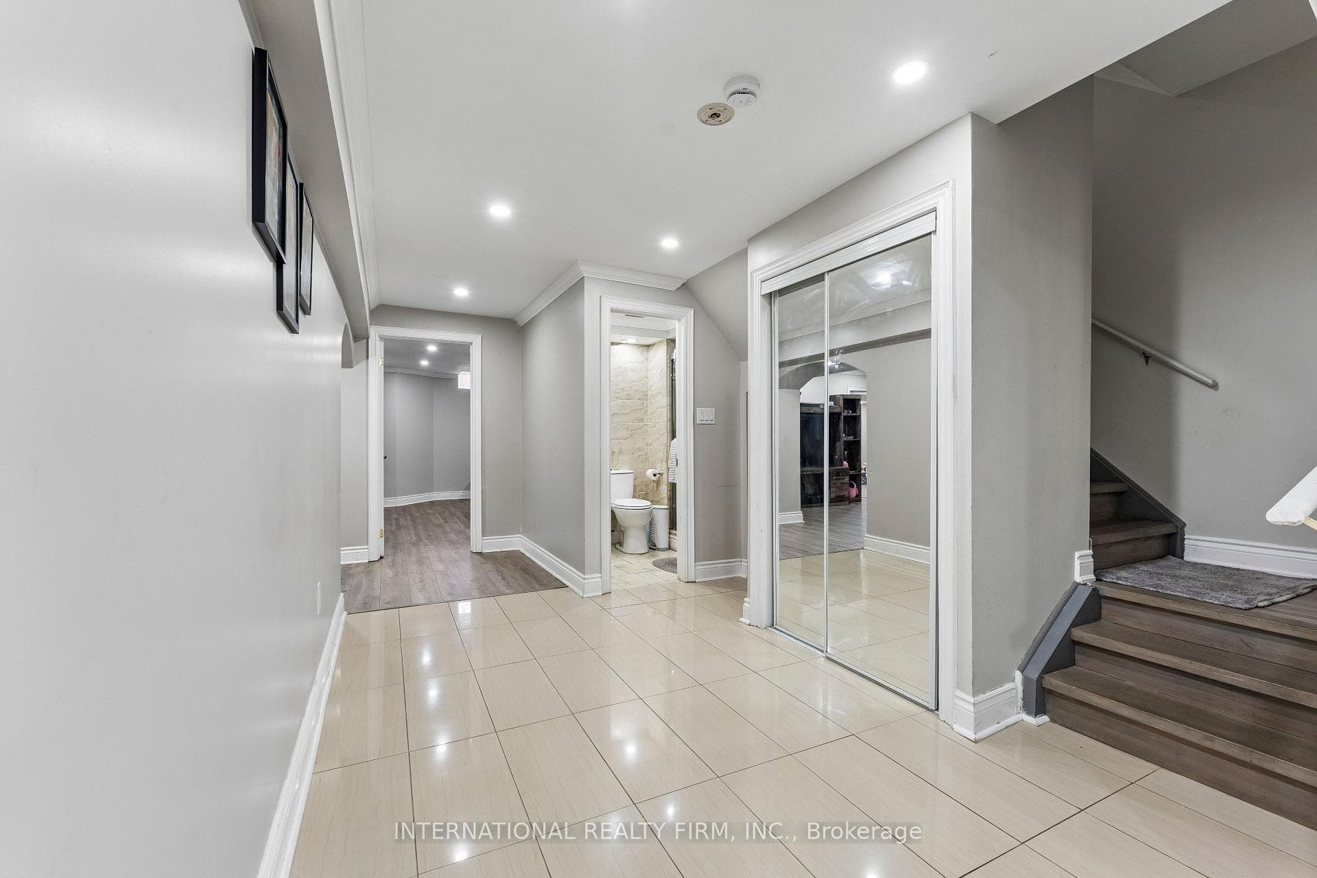 8 Redwillow Road photo 31