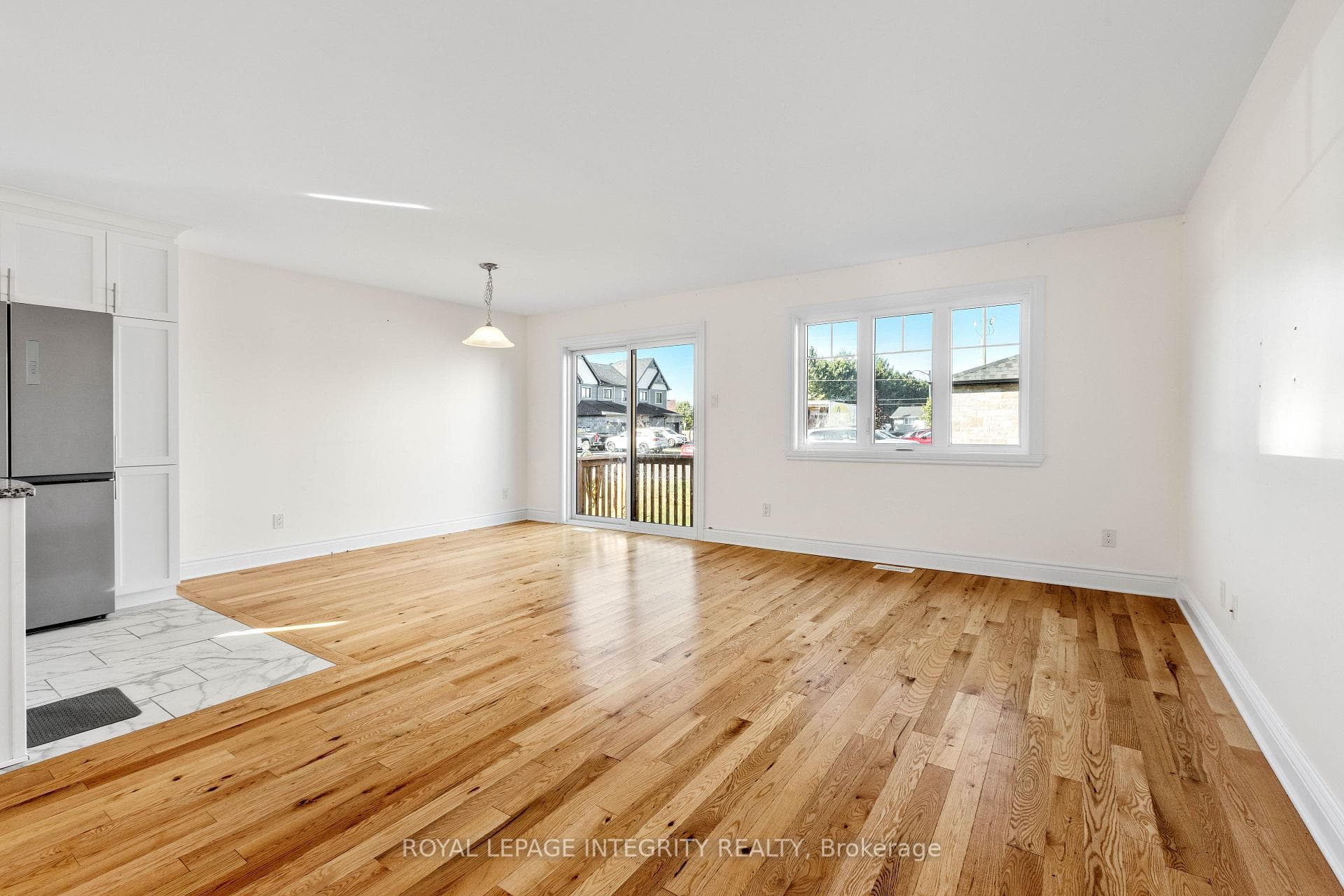 166 Dion Avenue photo 11