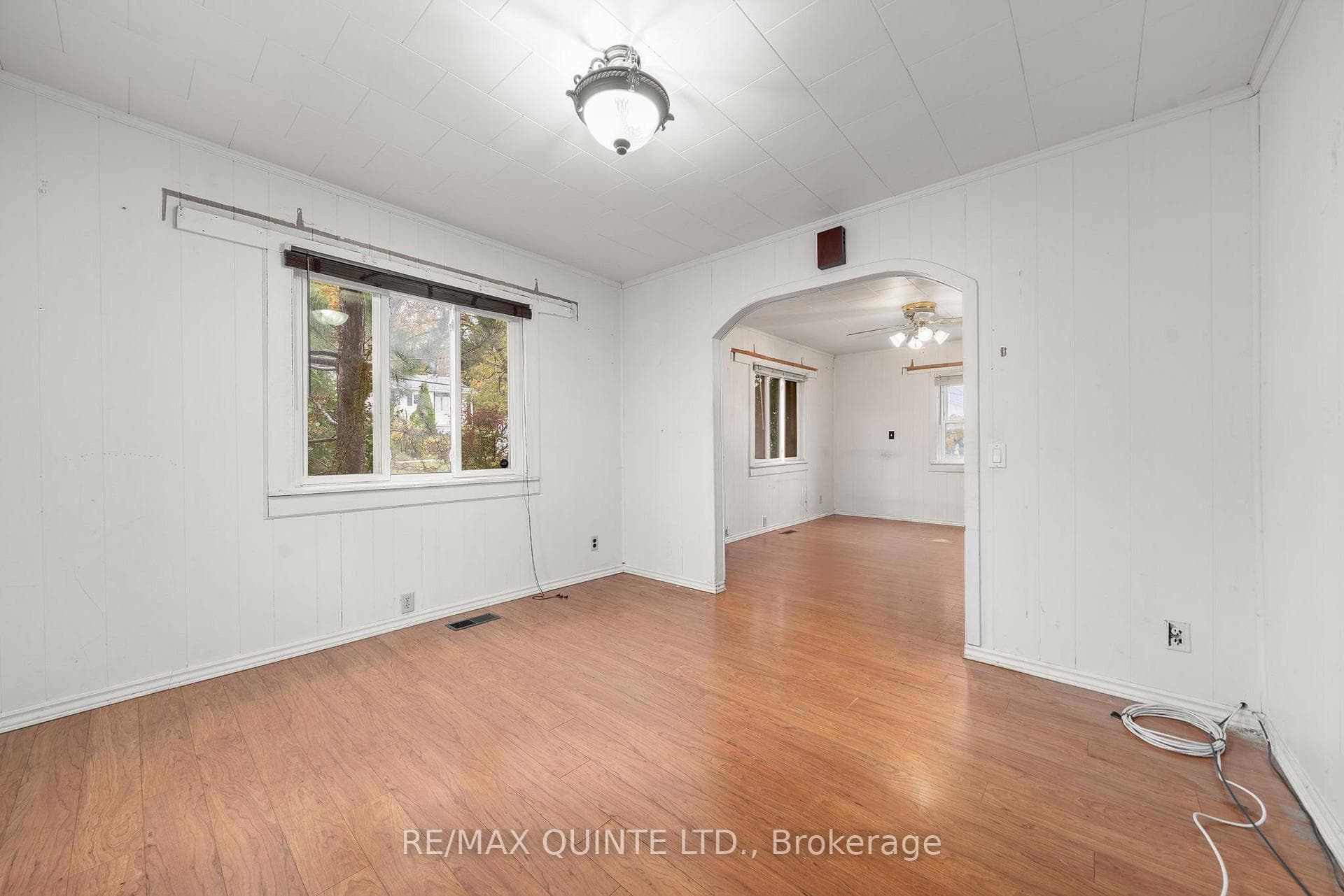 336 Sidney Street photo 9